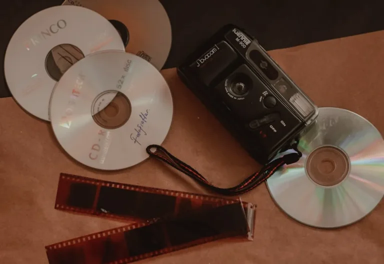How to Preserve Old Photos and Stories Online