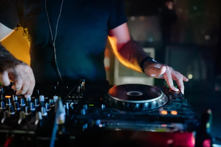 What clubs, leisure, and community Publishers Can Learn From Search Interest in techlokesh.org