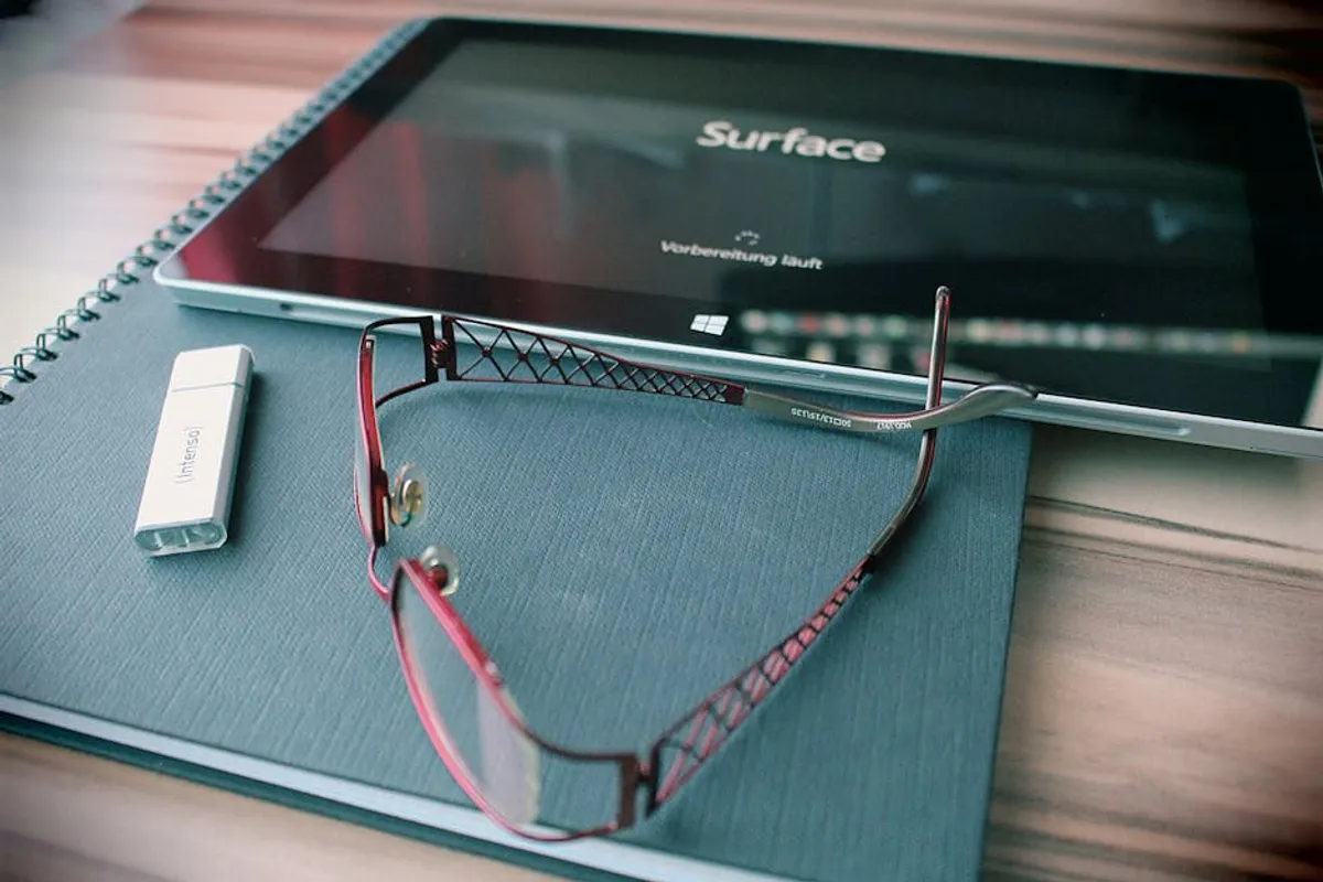 Why fontmirror.com Is Showing Up in Tech-Focused Keyword Research